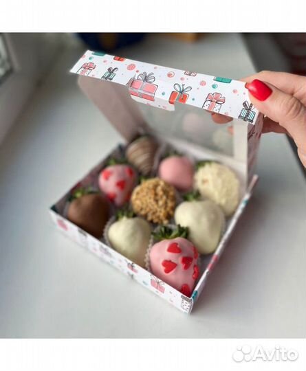 Подарочный набор клубники в шоколаде