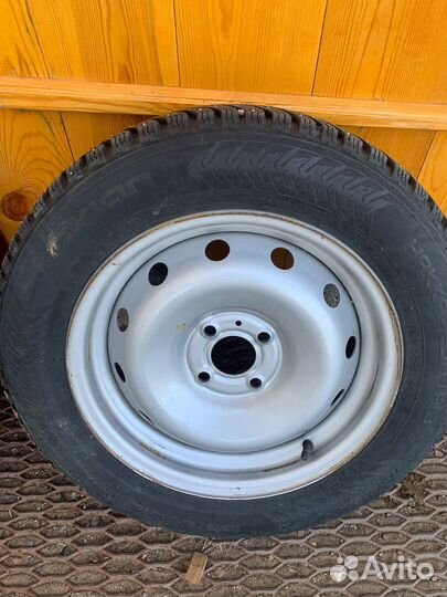 Nokian Tyres Hakkapeliitta 8 185/65 R15