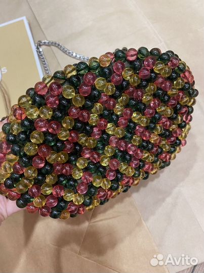 Красивая сумка из бусин