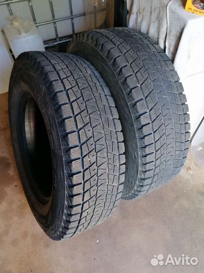 Bridgestone Blizzak DM-V1 245/75 R17