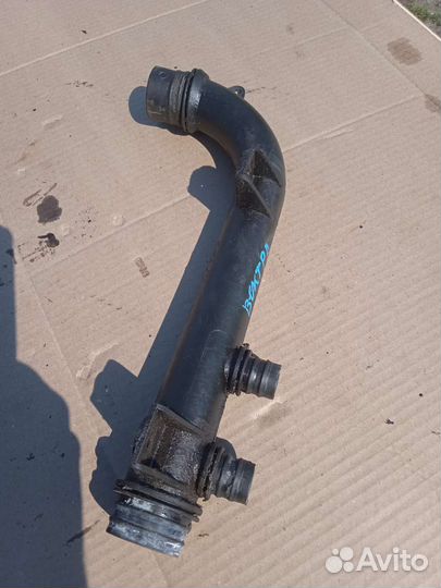 Патрубок системы охлаждения Opel Vectra b Опель