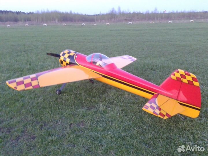 Радиоуправляемый самолёт YAK 55M krill 37