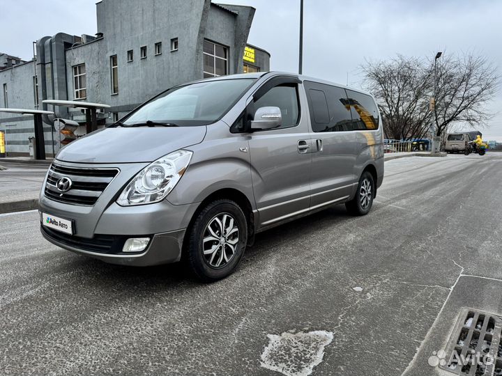 Hyundai Grand Starex 2.5 AT, 2016, 192 000 км