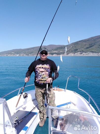 Рыбалка в море на катере