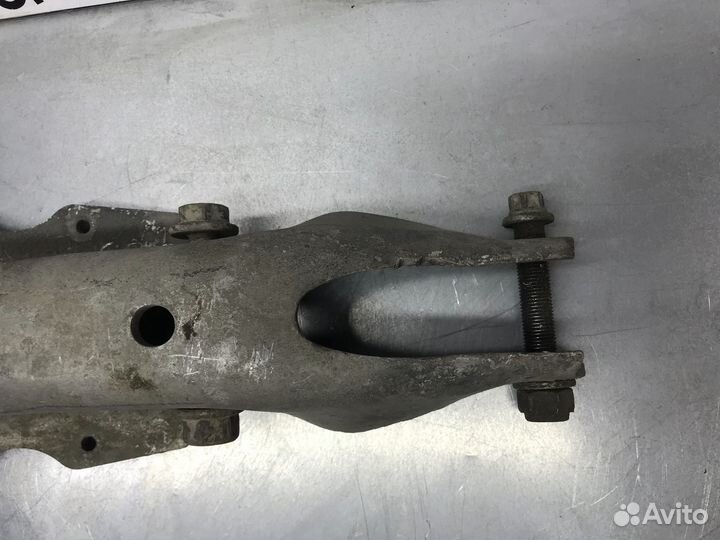 Рычаг задний нижний Mercedes-Benz S500 (W220)