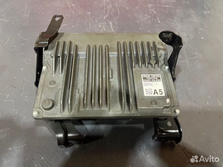 Блок управления двигателем Toyota Rav 4 XA50 2021