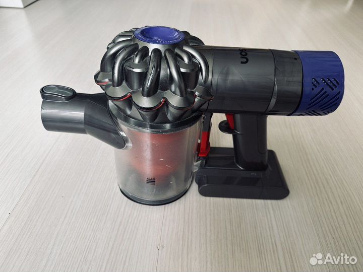 Беспроводной пылесос Dyson v6