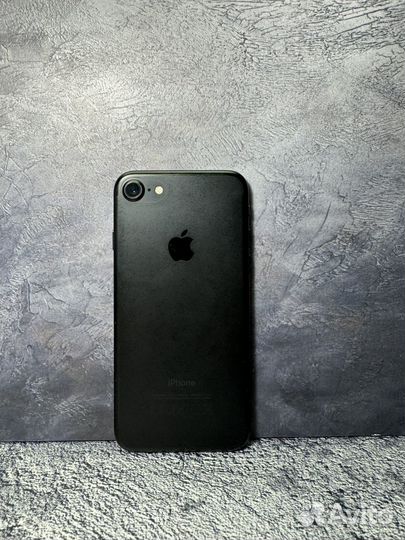 iPhone 7, 32 ГБ