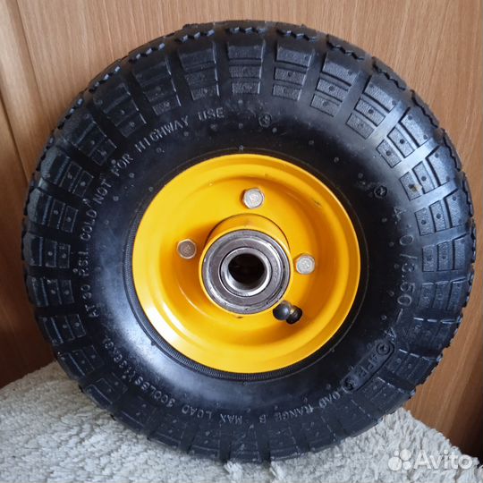 Колесо для садовой тачки