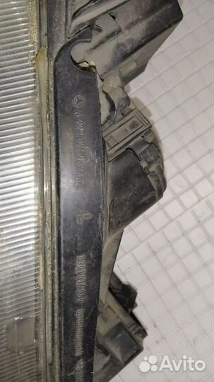 Фара правая от Mersedes Benz w220