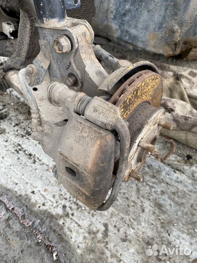 Ступицы в сборе Toyota Corolla AE100 AE101