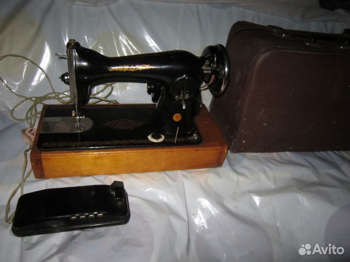 Швейная машинка пмз с электроприводом