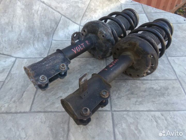 Стойка подвески передняя Chevrolet Volt