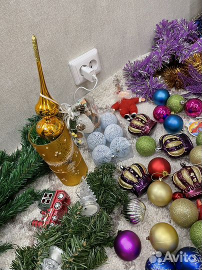 Елка 2 шт и все украшения