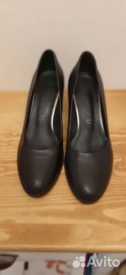 Туфли женские Tamaris 39 размер