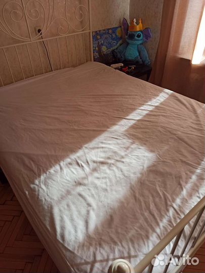 Непромокаемый наматрасник б/у 160 на 200