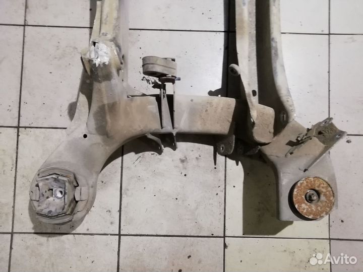 Подрамник задний в сборе Mercedes W220