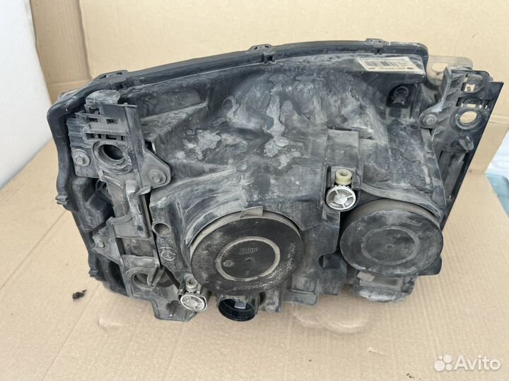 Фара левая Land rover discovery 4