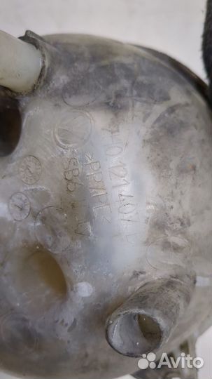 Бачок расширительный Volkswagen Transporter 5