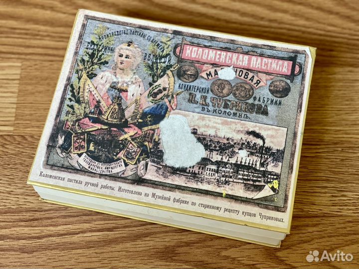 Резиночки для плетения в красивой коробке