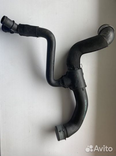 Патрубок системы охлаждения Merсedes W203 C203