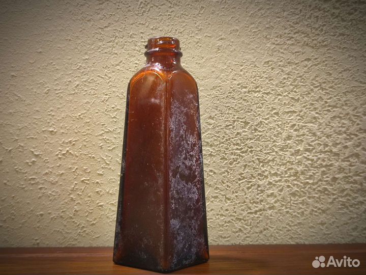 Бутылка четырех гранная раскопок Königsberga