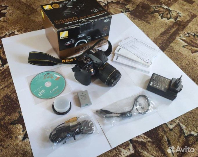 Nikon D3300 Kit + AF-P 18-55 VR