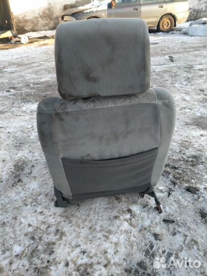 Сиденье переднее левое Сузуки Балено 1 1999г