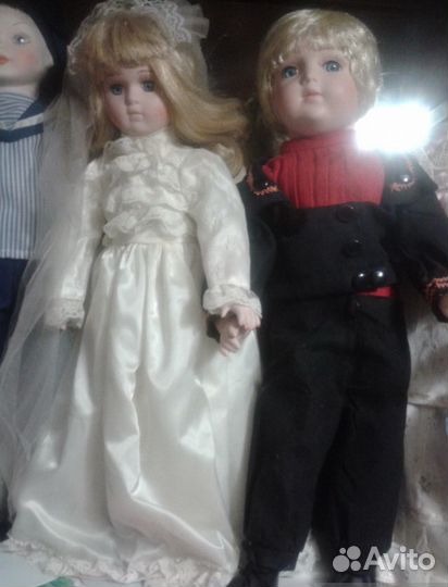 Винтажная фарфоровая кукла невеста