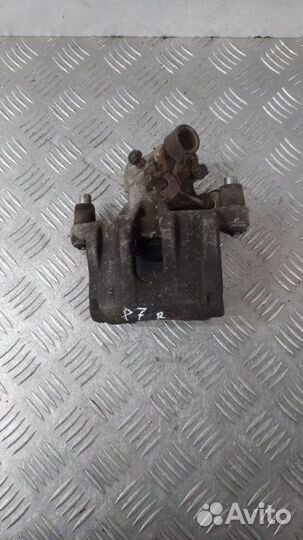 Суппорт тормозной задний правый Ford C-Max минивэн