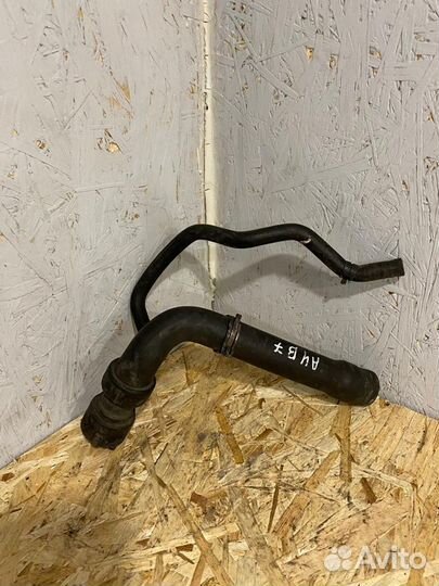 Патрубок радиатора Audi А4 B7