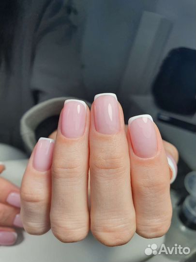 Маникюр, наращивание ногтей