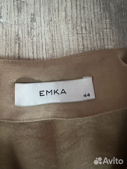 Платье миди emka