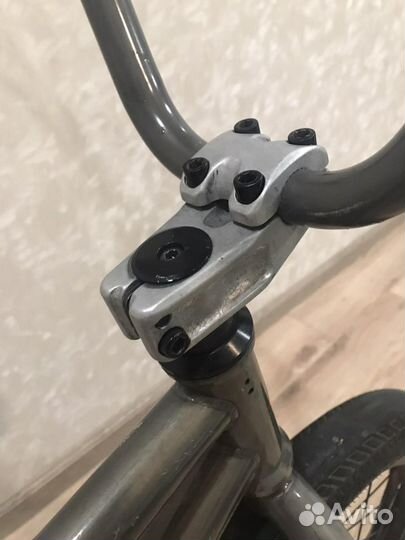 Трюковой велосипед bmx