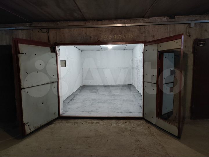 Машиноместо, 24 м²