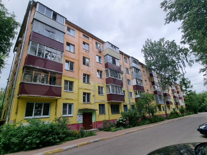 2-к. квартира, 46 м², 2/5 эт.