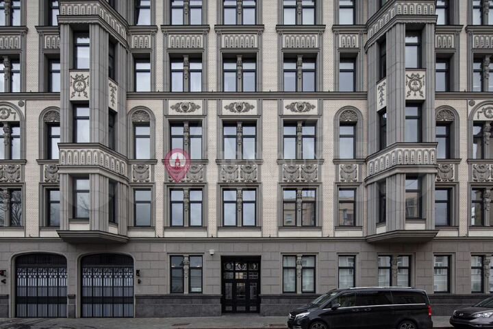 7-к. квартира, 416,2 м², 2/7 эт.