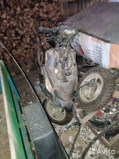 Разбро скутеров