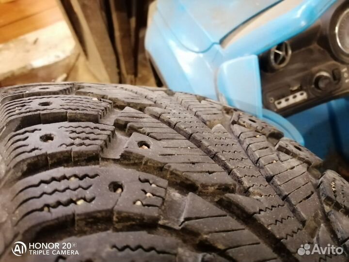 Hankook Winter I'Pike 225/60 R17