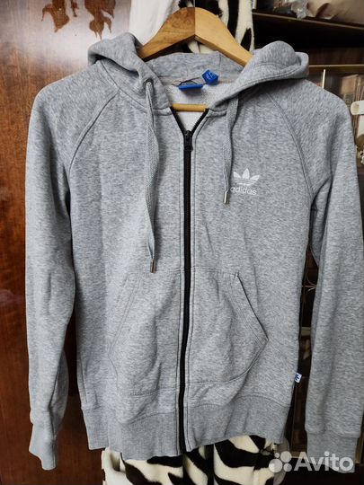 Спортивный костюм женский