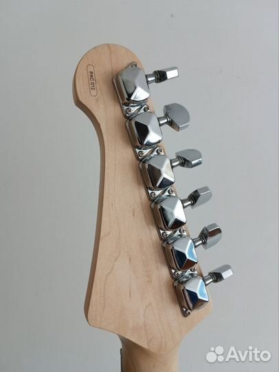 Электро гитара yamaha Pacifica 012 с проводом jack