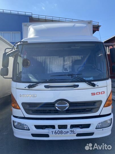 Hino 500 (Ranger), 2011