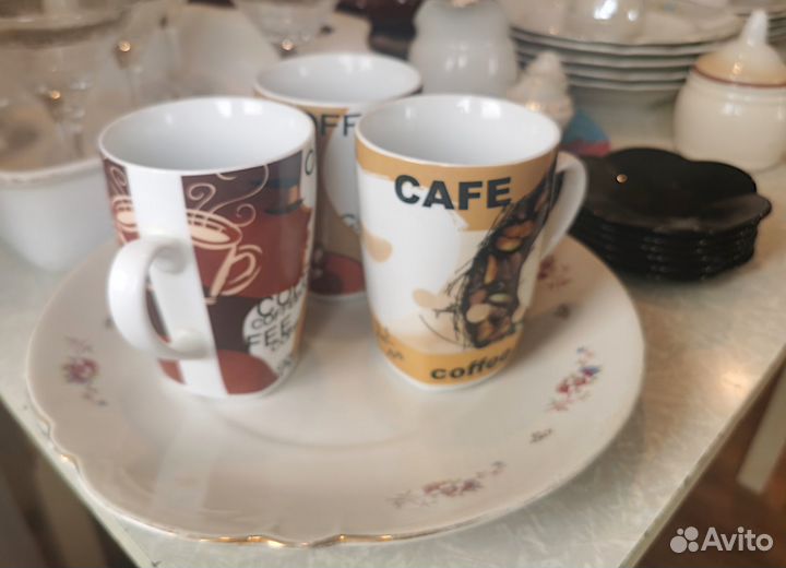 Тарелки, чашки, посуда