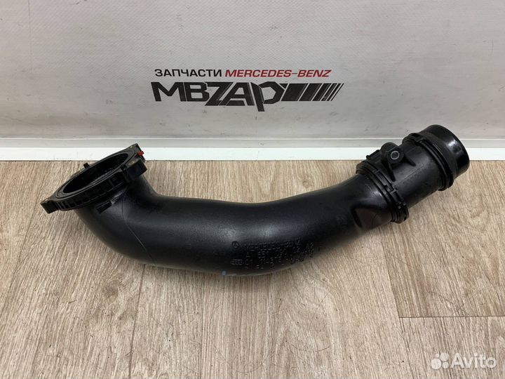 Патрубок впускного коллектора Mercedes W212 E 212