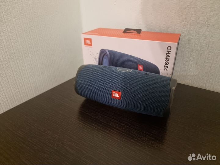 Колонка JBL charge 4