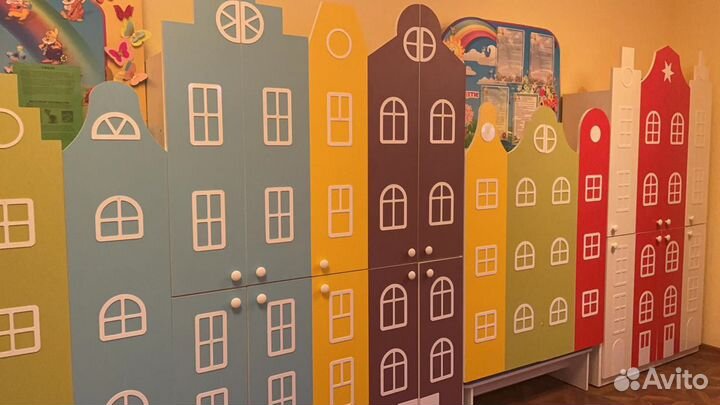 Детские шкафчики. Шкаф в раздевалку детского сада