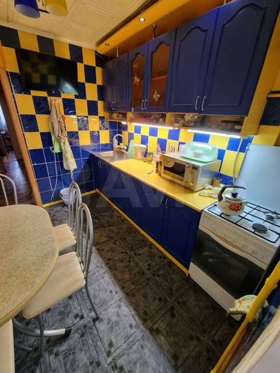 3-к. квартира, 60 м², 2/5 эт.
