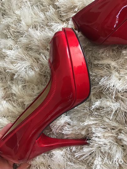 Туфли Stuart Weitzman 9N (на узкую ножку)