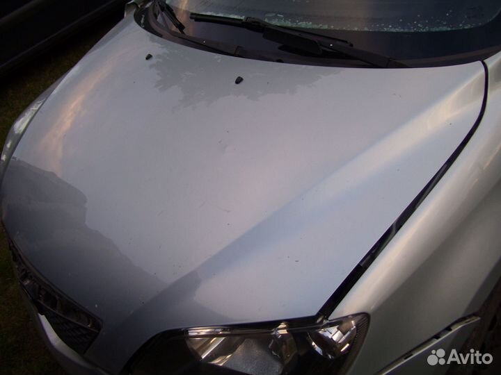 Мазда 2 капот