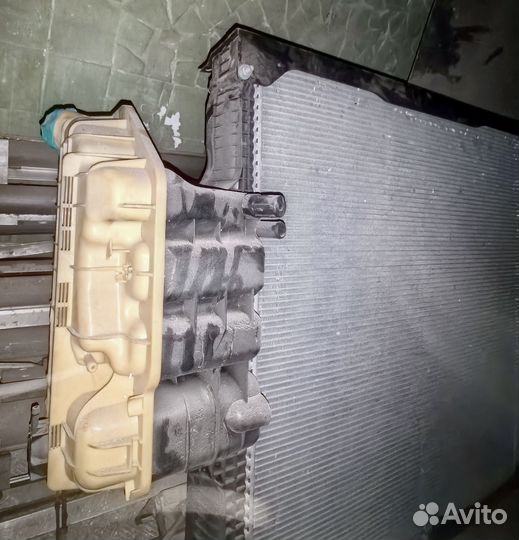 Радиатор охлаждения MAN